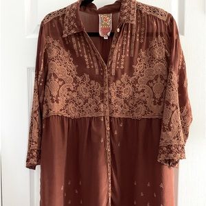Johnny Was Size M copper/rust colored eyelet blouse